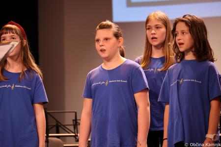 Koncert orkestrov in pevskega zbora Glasbene šole Kamnik  (15)